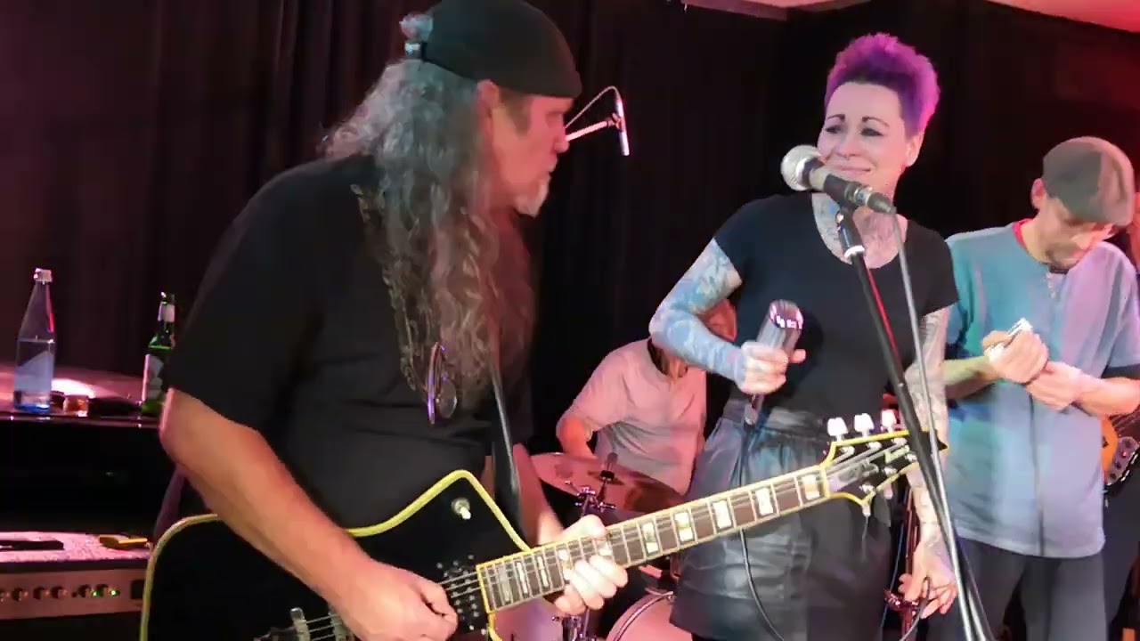 MOJOPACK – Hoochie Coochie Man Live Video